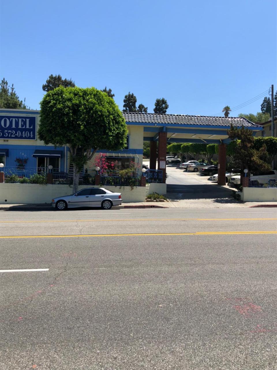 King 3* Monterey Park